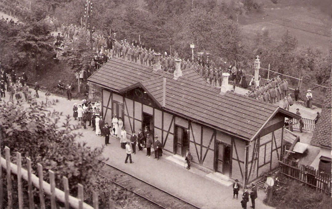 č1) Železniška postaja, 1909 (arhiv Čebulj-Sartori)