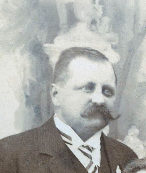 Dobovišek - pisar, 1910 (DAR - arhiv Slavko Mali)