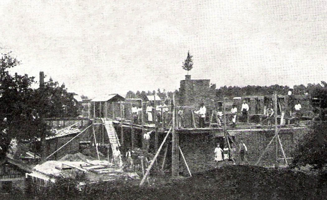 Dosežena višina Sokolskega doma, 1921