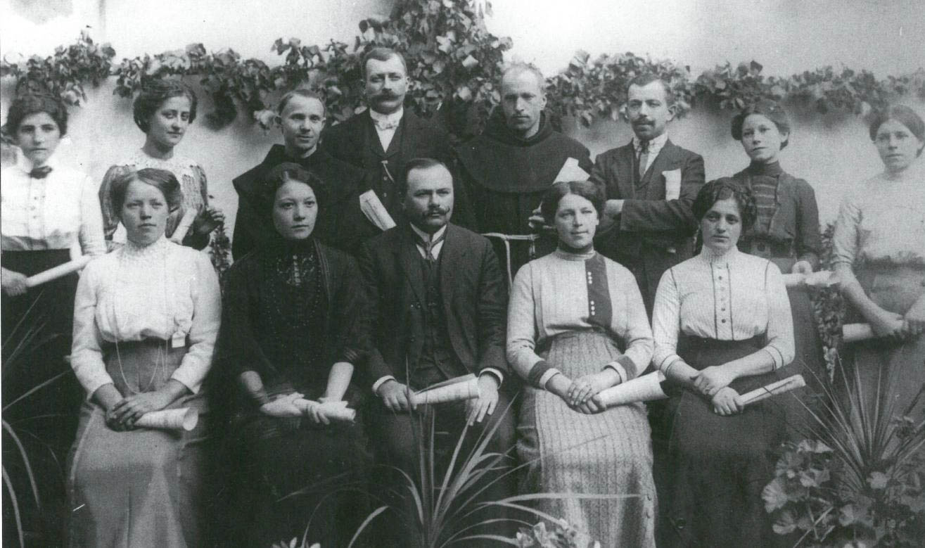 Prvi cerkveni pevski zbor na Brezjah, 1910
